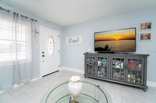 160 Jalapa Dr, Kissimmee FL 34743-7534 exterior