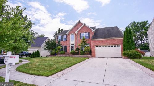 24 Jack Sloan Ct, Northfield, NJ 08225-1188