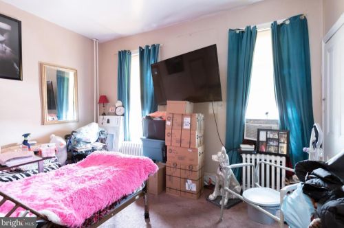 1219 29 St, Philadelphia PA 19121-4537 exterior