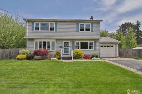 116 Willow St, East Brunswick NJ  08816-3134 exterior