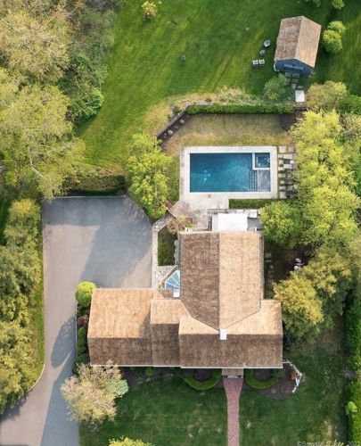 35 Ridge Rd, Ridgefield, CT 06877-5017