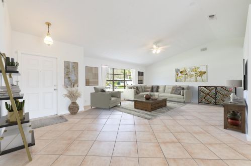1791 Mariana Rd, Fort Pierce, FL 34952-7144