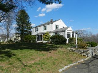 1625 Hartford Tpke, North Haven CT  06473-1246 exterior