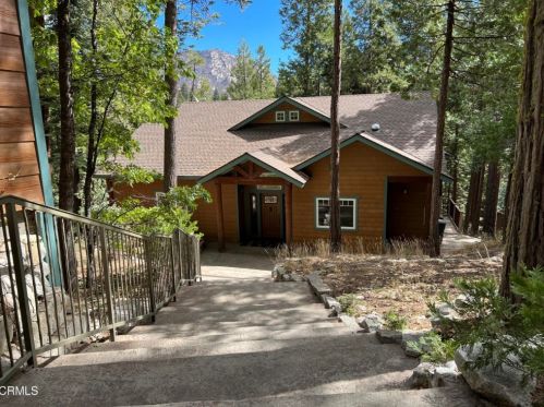 10832 Conifer Ln, Wofford Heights, CA