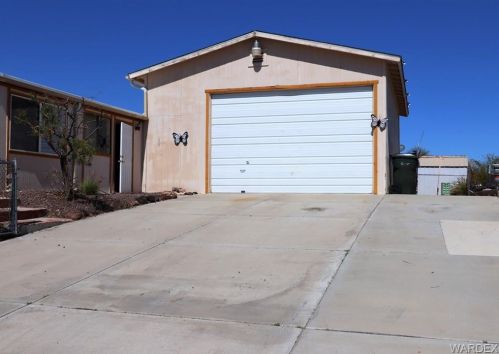 1652 Dean Dr, Bullhead City, AZ 86442-6227