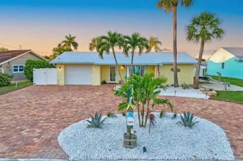 1463 Seagull Way, Palm City FL  34990-1733 exterior