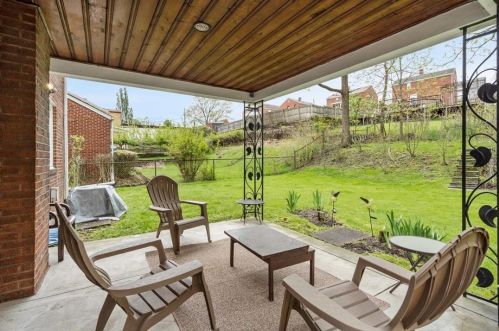 1517 Hawthorne St, Pittsburgh PA  15201-2026 exterior