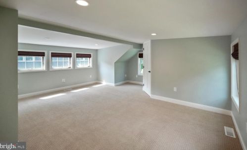 101 Marple Rd, Haverford PA  19041-1027 exterior