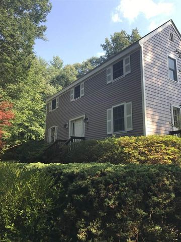 25 Parker Rd, Brookline, NH 03033-2009