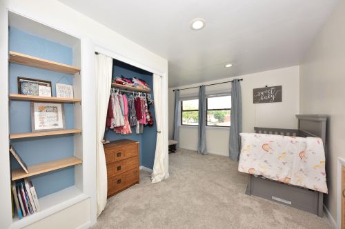 1410 Van Beck Ave, Milwaukee WI 53207-4531 exterior