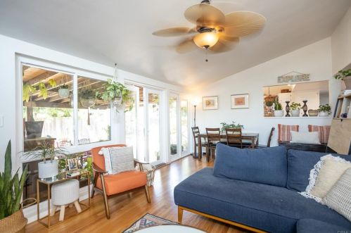 5567 Brunswick Ave, San Diego CA 92120-1903 exterior