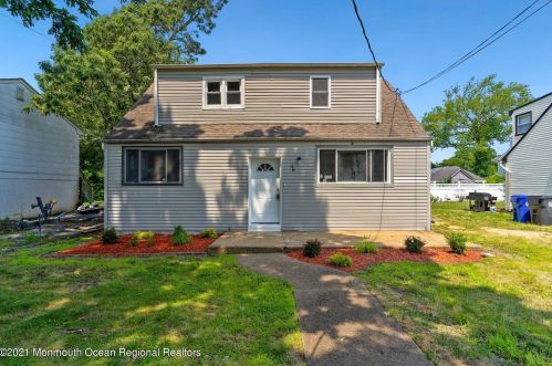46 Capri Dr, Bricktown NJ  08723-7633 exterior