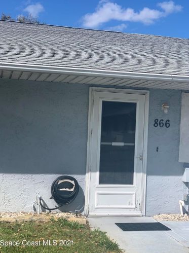 866 Dow Ln, Titusville, FL 32780-6978