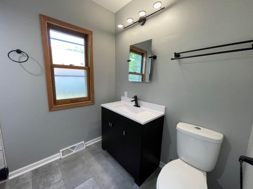 3747 Ahmedi Ave, Milwaukee WI  53235-4151 exterior