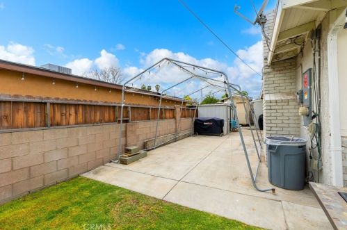 548 Tiajuana St, San Bernardino CA  92411-2528 exterior