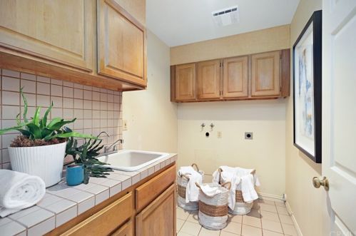 32671 Mediterranean Dr, Dana Point CA  92629-3518 exterior