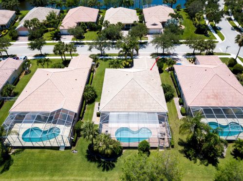 11474 Olmstead Dr, Fort Pierce, FL 34987-1946