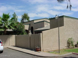4527 Continental Dr, Glendale, AZ 85308-3444