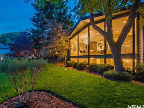 997 Terrace Hills Dr, Salt Lake City, UT 84103-4028