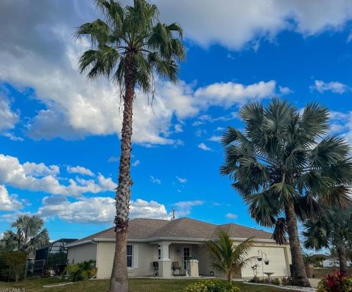 3001 4th Pl, Cape Coral, FL 33909-0809