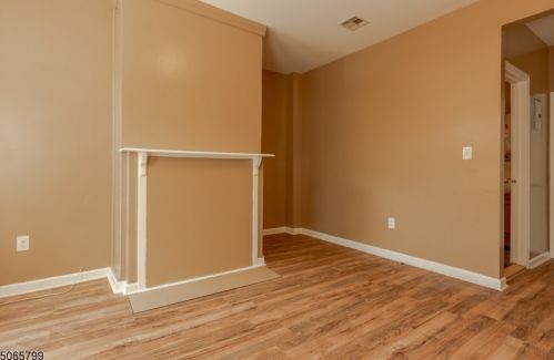 158 William St, East Orange NJ  07017-4715 exterior