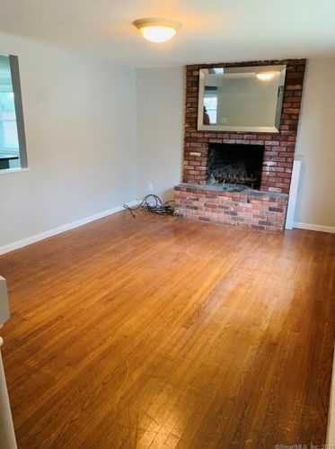 619 Jewett Ave, Bridgeport, CT 06606-2836