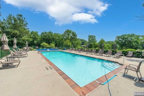 280 Main St, West Paterson NJ  07424-1236 exterior