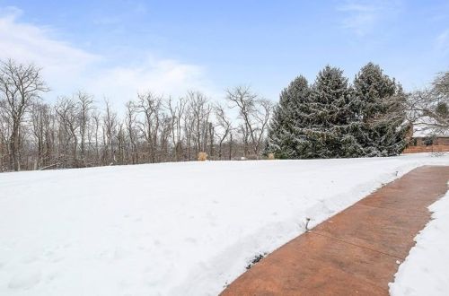 8060 Steubenville Pike, Noblestown PA  15071-9376 exterior