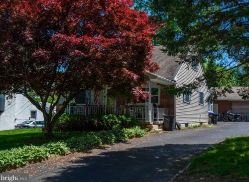 1733 Galey St, Boothwyn, PA 19061-2725