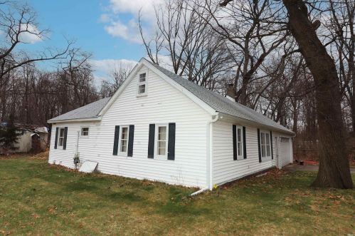 13005 Pokagon St, Mishawaka, IN 46545-4905