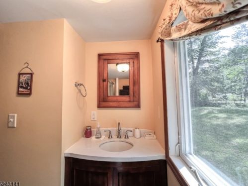 7 High Point Rd, Wantage NJ  07461-4301 exterior