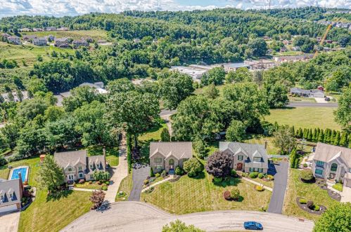 111 Merino Dr, Canonsburg, PA 15317-5207