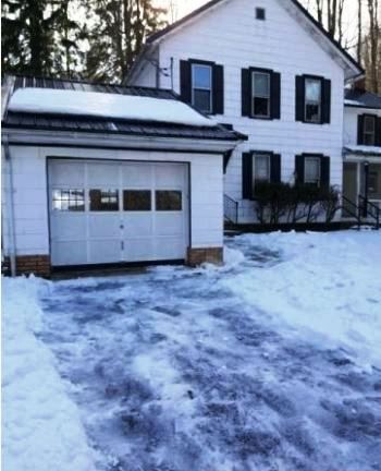 2185 Wrighter Lake Rd, Thompson, PA 18465-9137