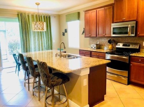 3509 Majestic View Dr, Lutz, FL 33558-5044