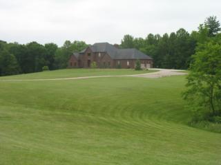 33368 Wolf Hill Rd, Mcarthur OH  45651-8602 exterior