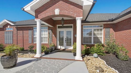 1724 40th Pl, Lynn Haven, FL 32444-5304