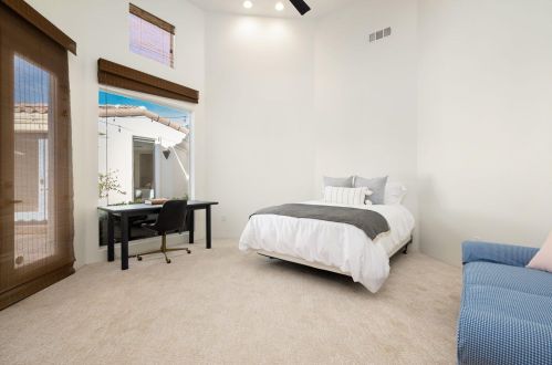79475 Mandarina, La Quinta CA  92253-8539 exterior