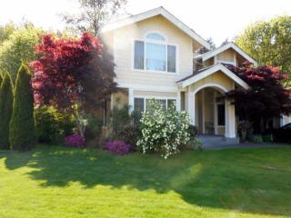 22002 Vine Rd, Lynnwood, WA 98036-9024