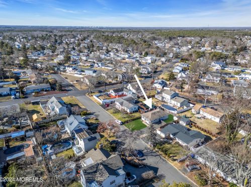 363 Kelly Ave, Bricktown NJ  08724-2230 exterior