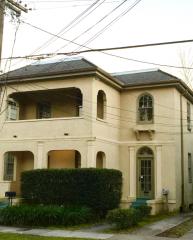 729 Fern St, New Orleans LA  70118-3948 exterior