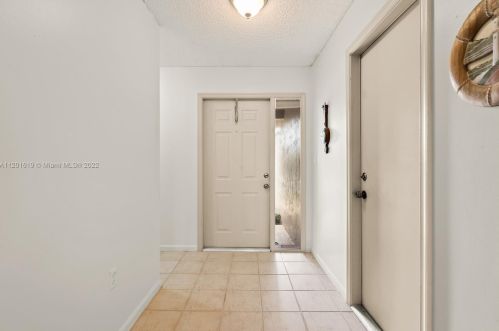 16565 10 St, Hollywood FL  33028-1466 exterior