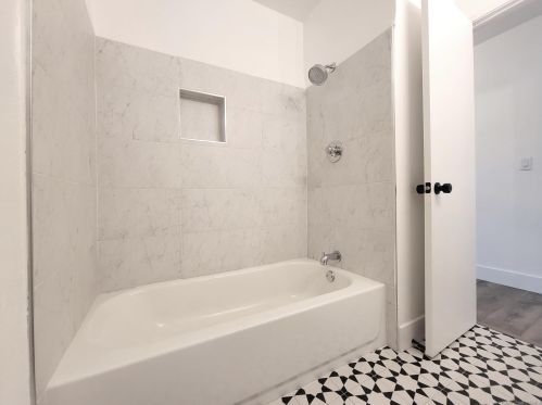 4791 Calle Los Santos, Oceanside CA  92057-5926 exterior