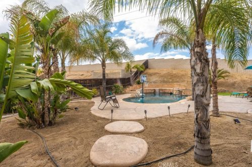 19074 Eldorado Rd, Perris CA  92570-6588 exterior
