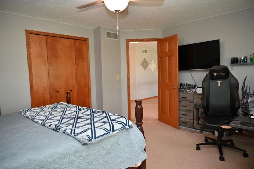 3305 Gooding Rd, Marion OH  43302-9001 exterior