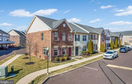 123 Penn St, Pottstown, PA 19464-5935