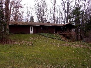 170 Colonial Dr, Somerset, PA 15501-8038
