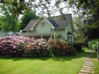 80 Front St, Flemingville, NY 13827-1519