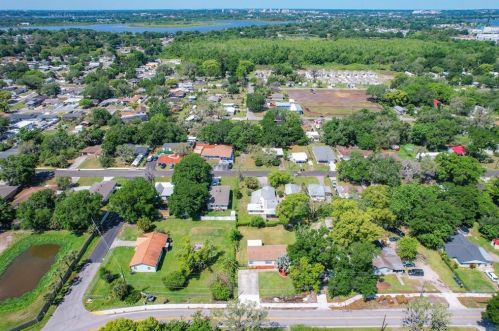 319 Eastside Dr, Lakeland, FL 33801-2609