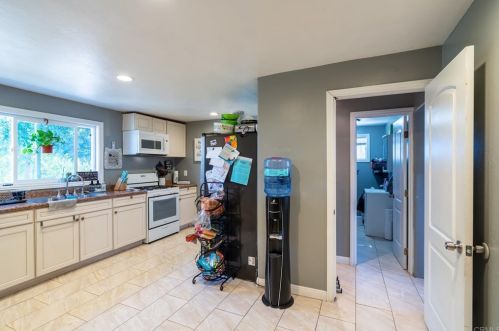 435 68 St, San Diego CA  92114-2947 exterior