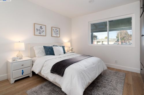 2709 Shamrock Dr, Richmond CA  94806-1524 exterior
